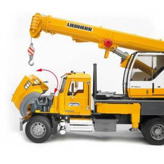 Kamion MACK sa kranom Liebherr Bruder 028183 