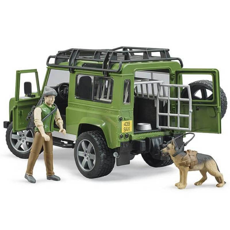 Džip Land Rover sa šumarom i lovačkim psom 025878 