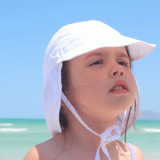 Nuna Nai kapa za plažu 