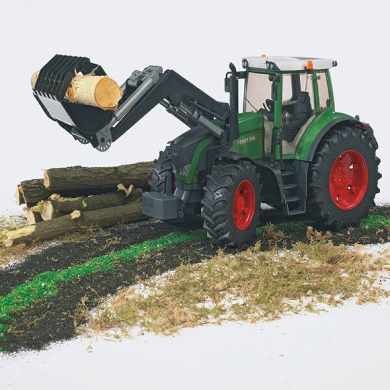 Traktor sa utovarivačem Bruder Fendt 936 Vario 030414 