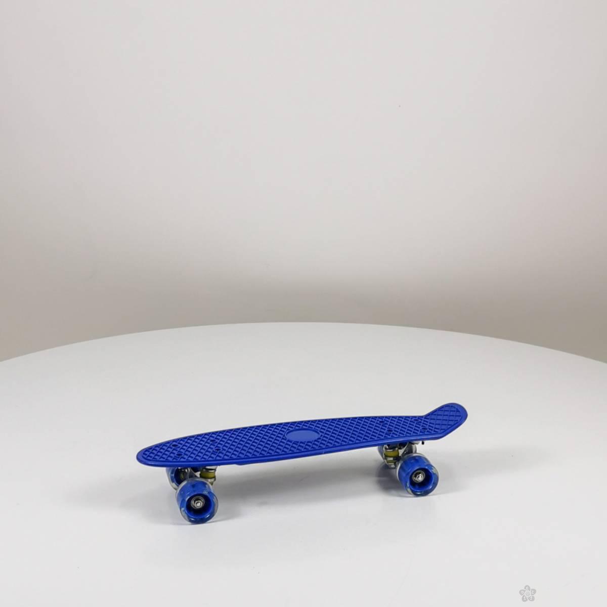 Dečiji skejtbord Simple board Model 683 