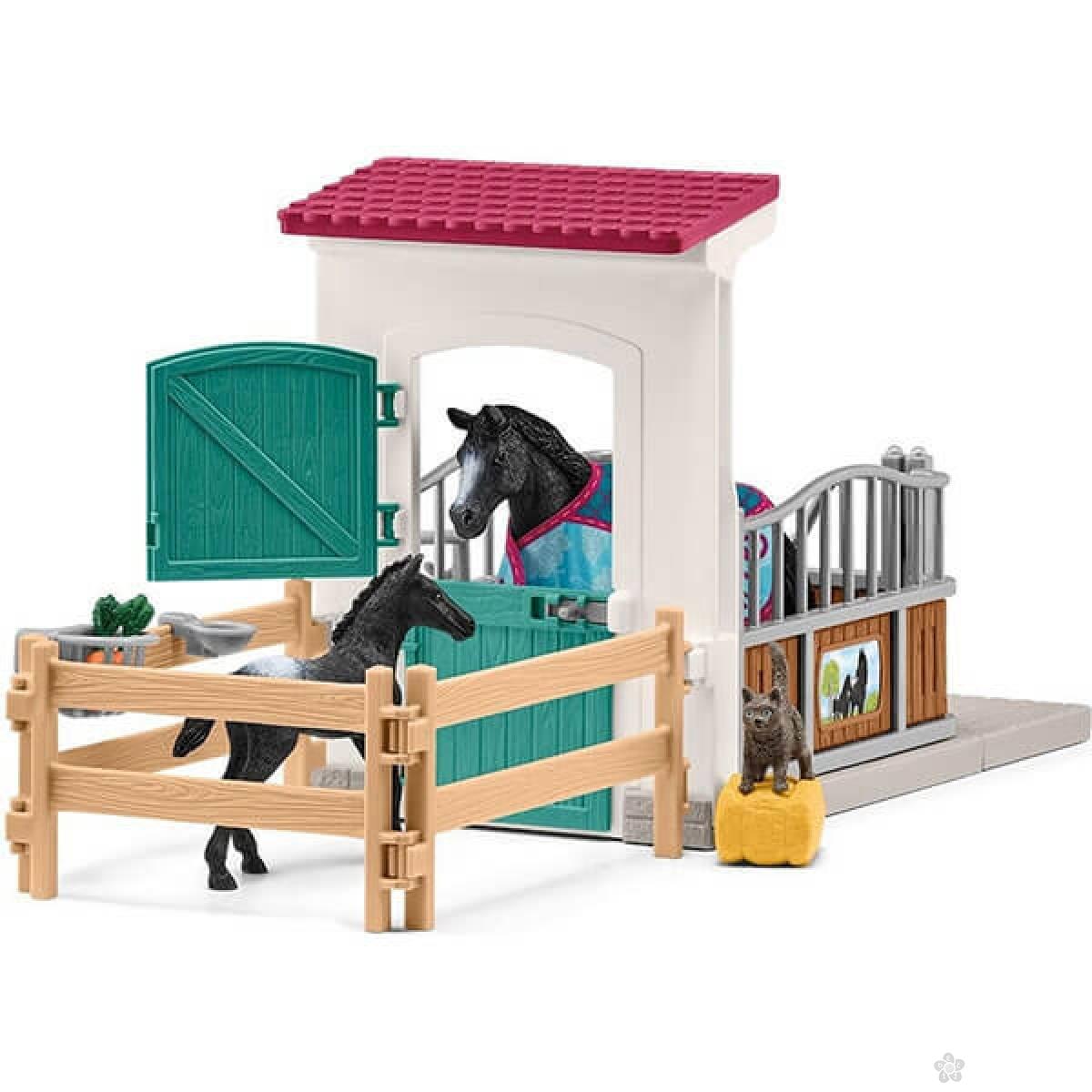 Boks za konje sa konjem i ždrebetom Schleich 42611 
