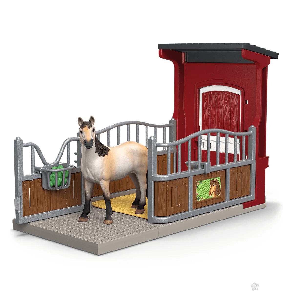 Mustang kobila u boksu Schleich 42724 