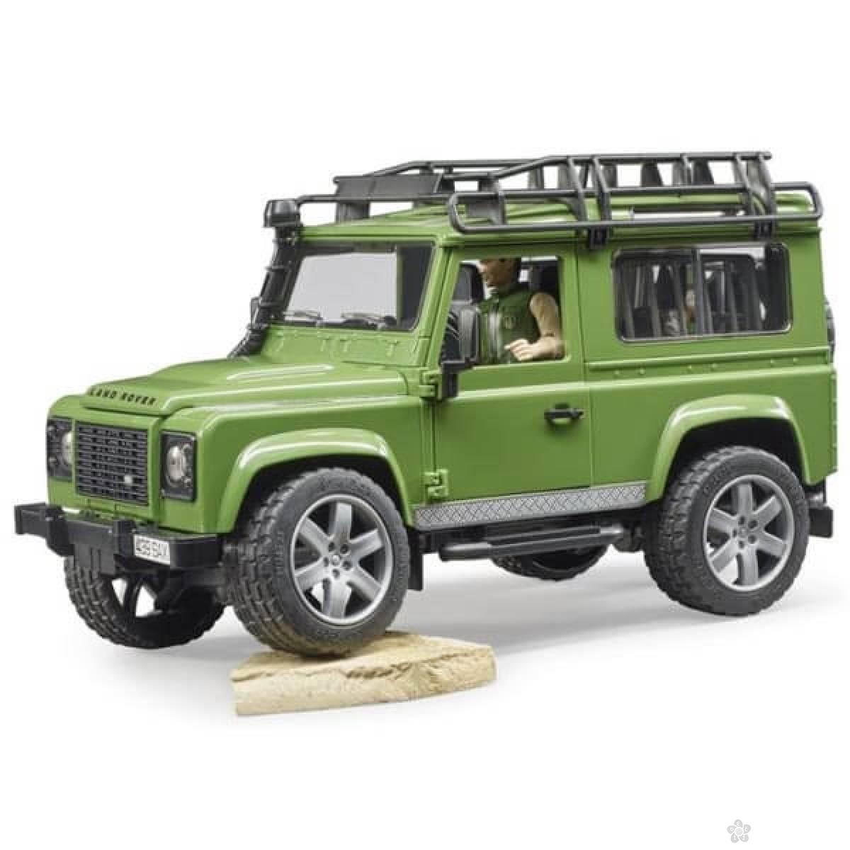 Džip Land Rover sa šumarom i lovačkim psom 025878 
