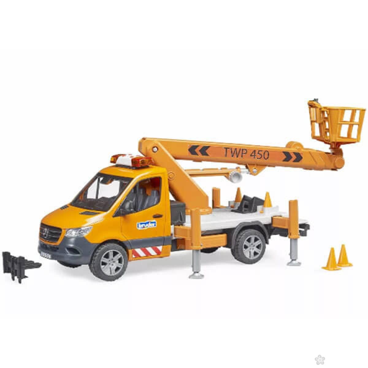 MB Sprinter sa radnom platformom 026790 