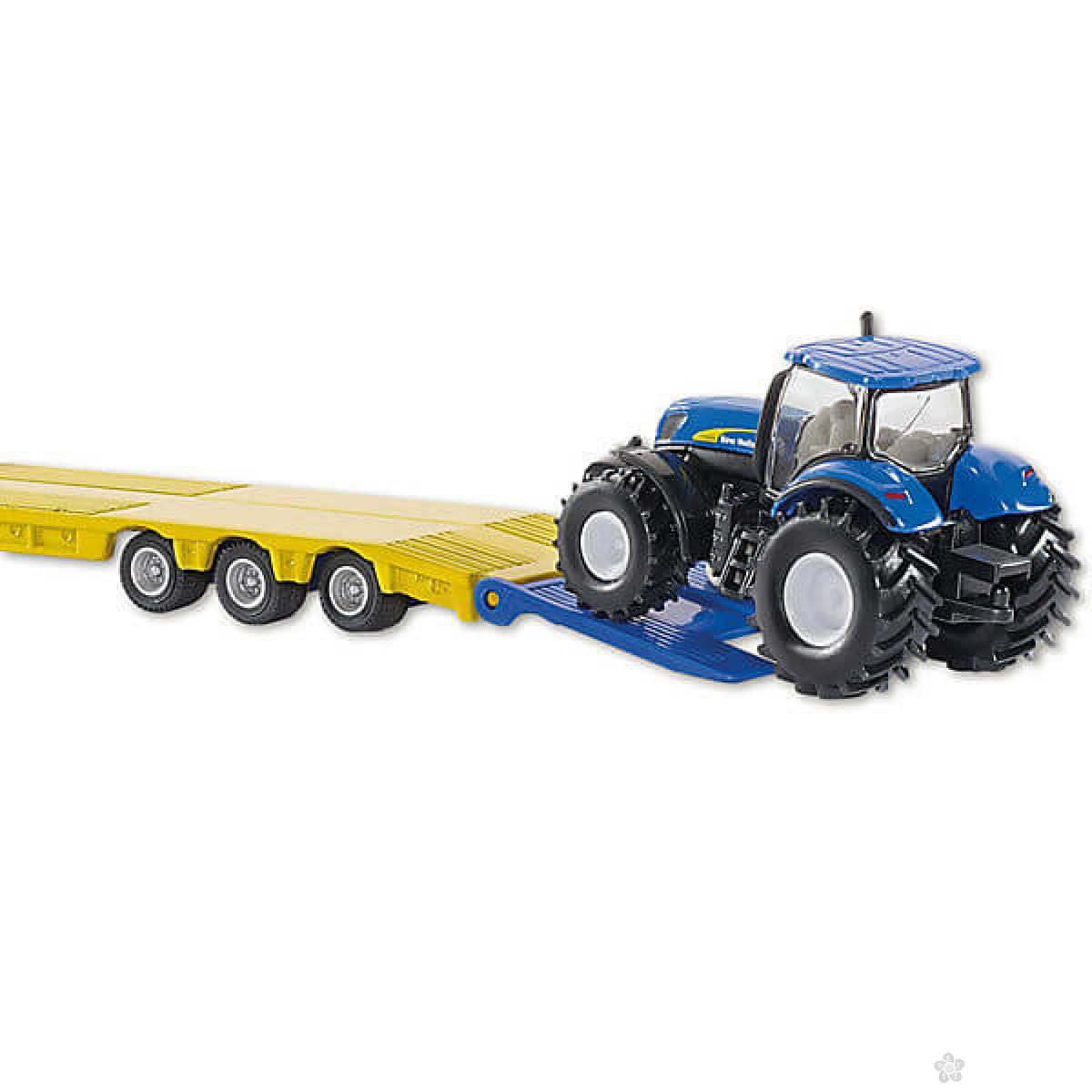 Kamion sa Traktorima New Holland 1805 