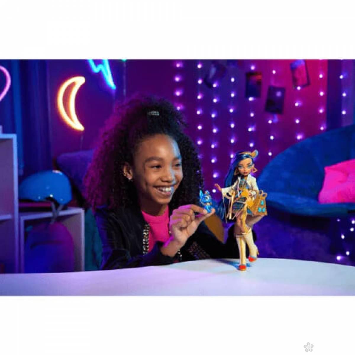 Monster High lutka Klio HHK54 